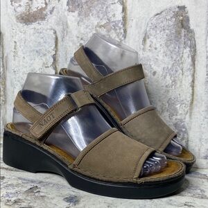 Naot Women’s Slingback Sandals